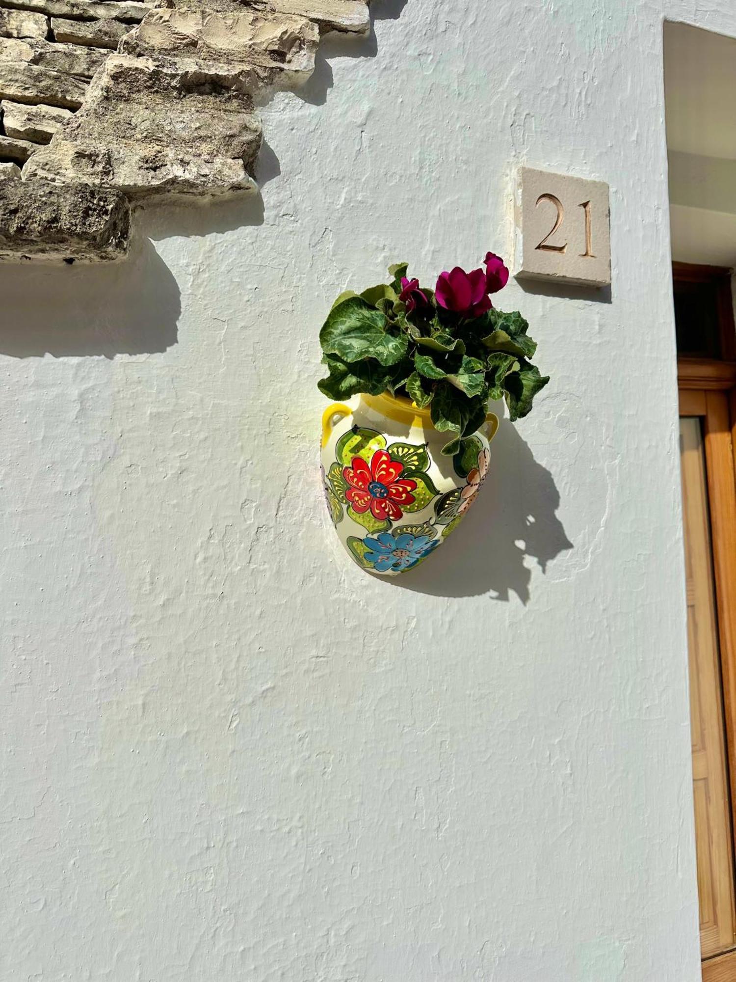 Trulli Moon Villa Alberobello Bagian luar foto