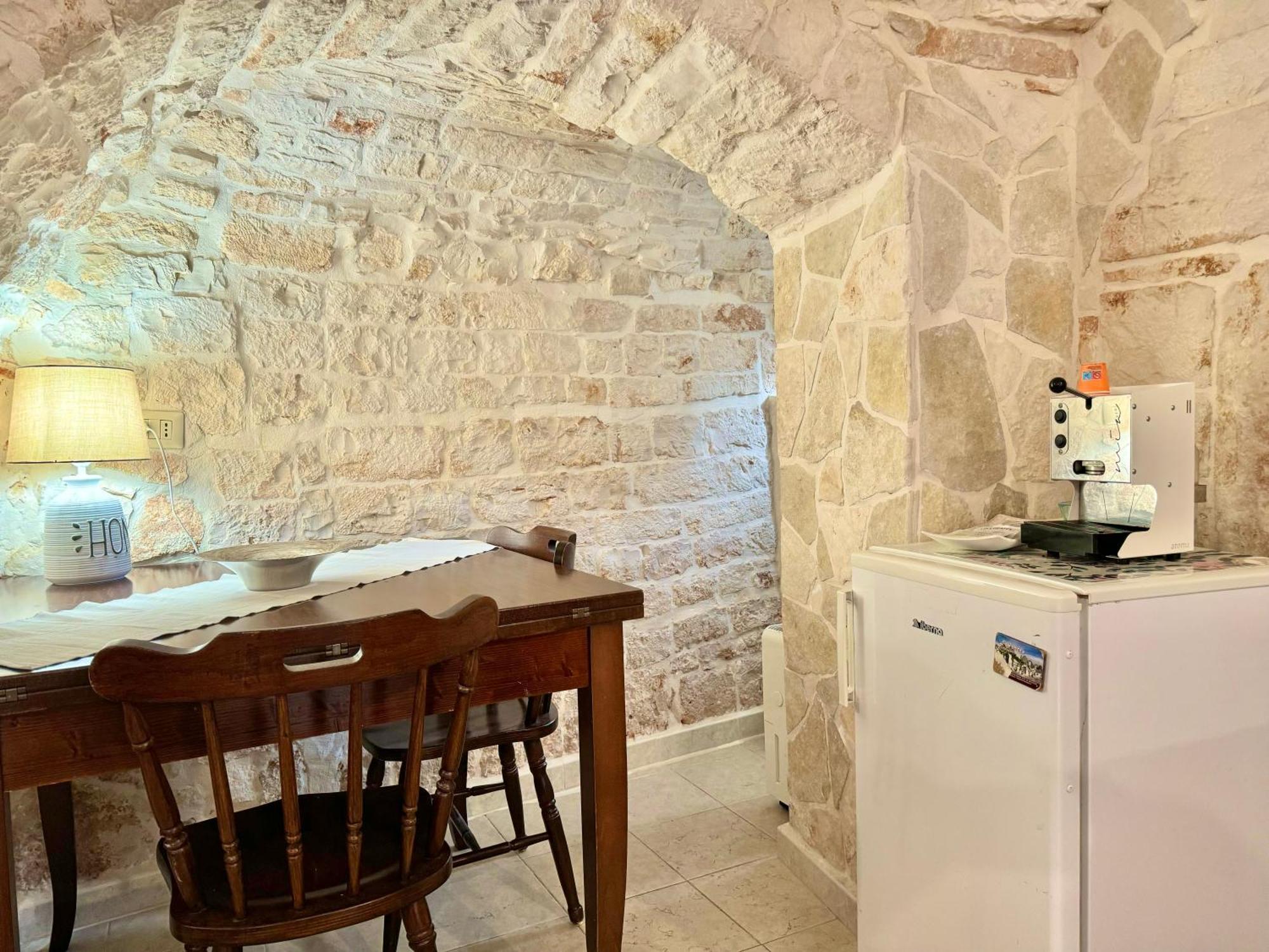 Trulli Moon Villa Alberobello Ruang foto